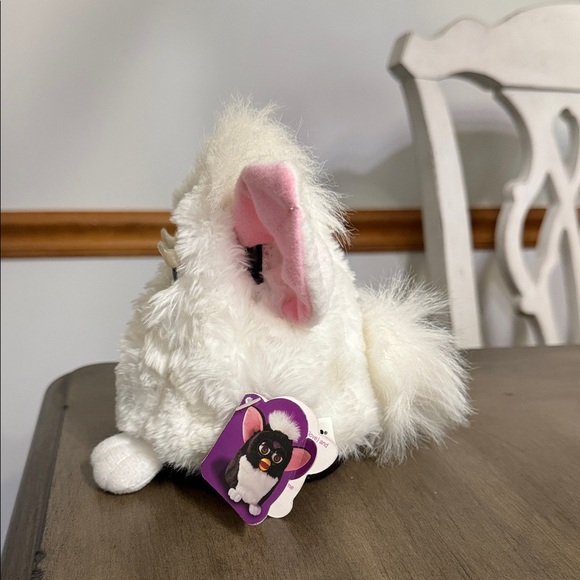 Furby Model 70-800 by Tiger Electronics - Picture 2 of 6